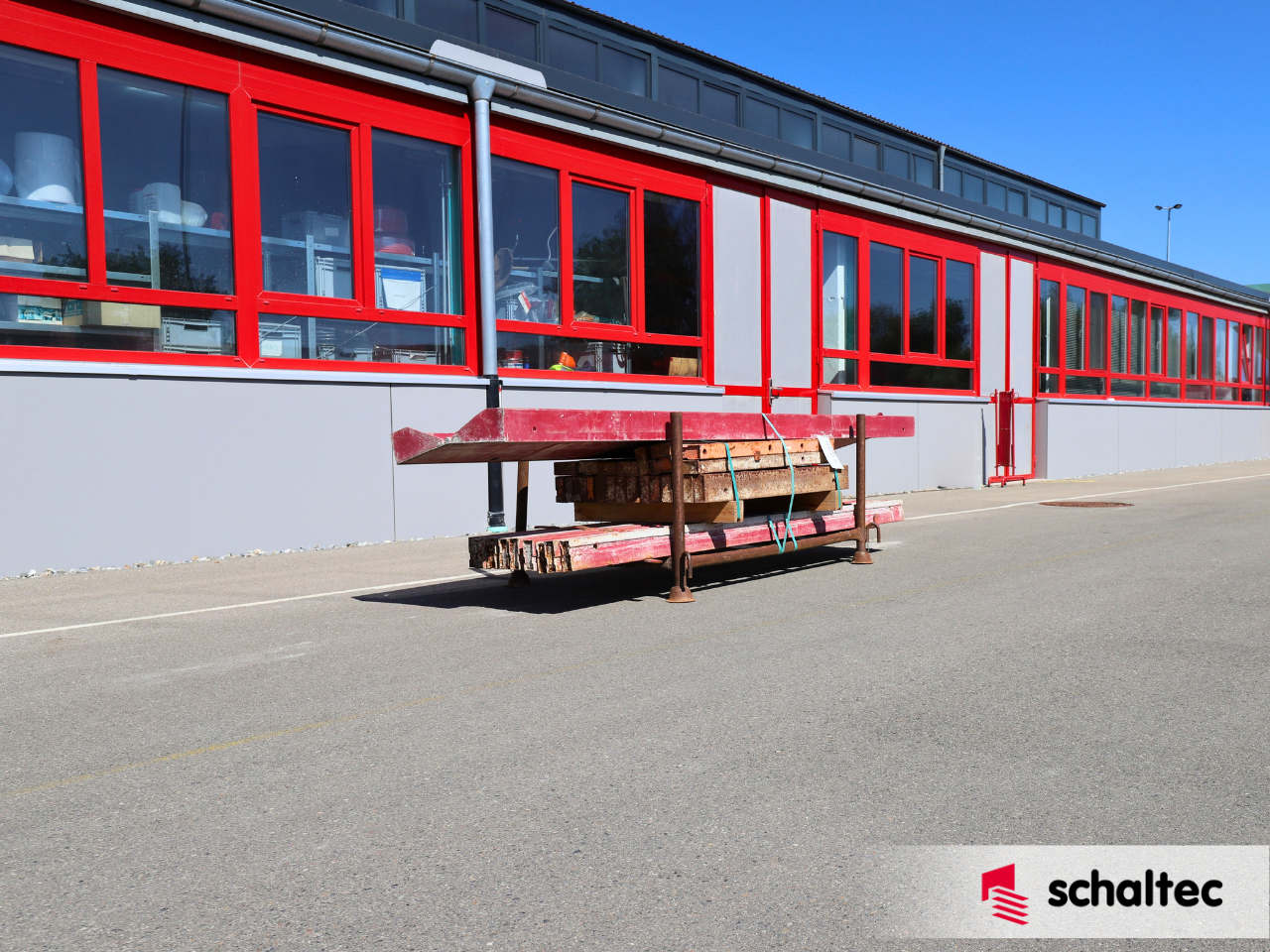 Posten TRIO/MAXIMO WDA 33 Elemente + MXGI 330 Gebrauchtschalung | 34 Elemente