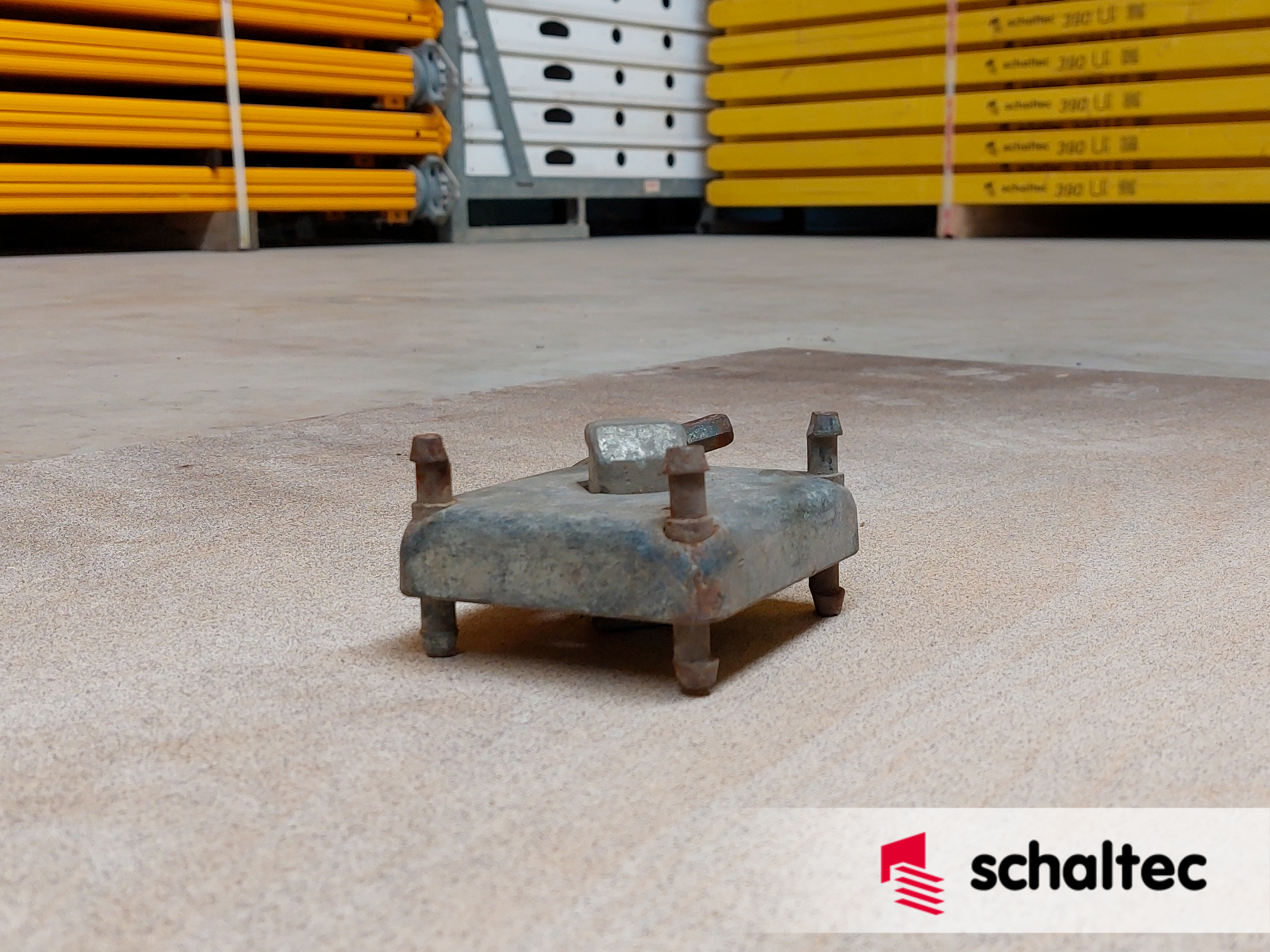 PERI MULTIPROP Verbinder MPV-2 used | medium quality PERI MULTIPROP Verbinder MPV-2 used | medium quality