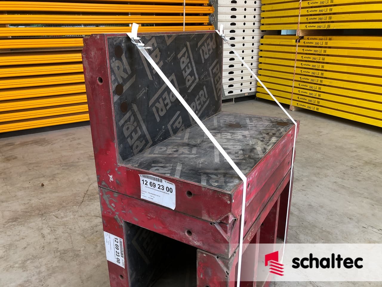 PERI MAXIMO-Außenecke MXA 90x45 Gebrauchtschalung | Standard-Qualität