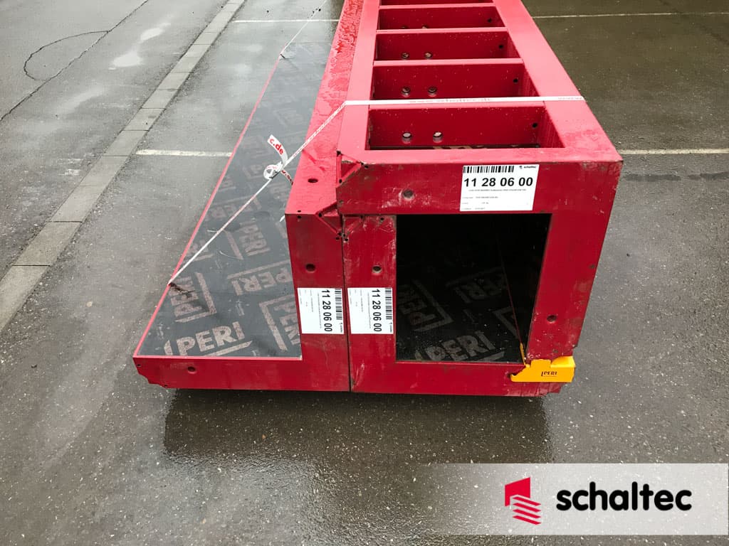 PERI MAXIMO-Außenecke MXA 270x45 Detailansicht