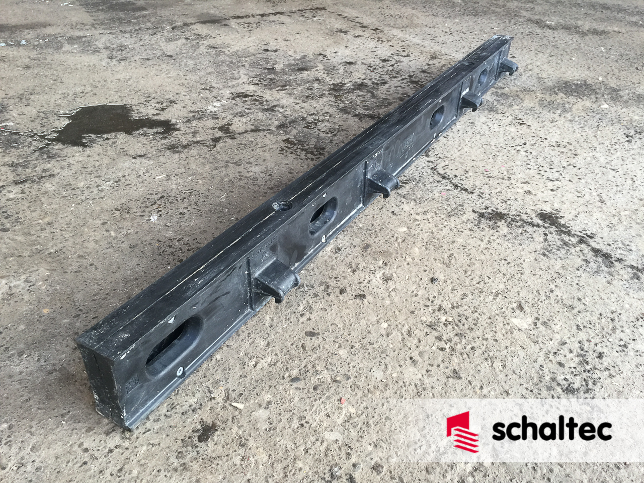 PERI DUO Wanddickenausgleich DWC 135x5 used | medium quality