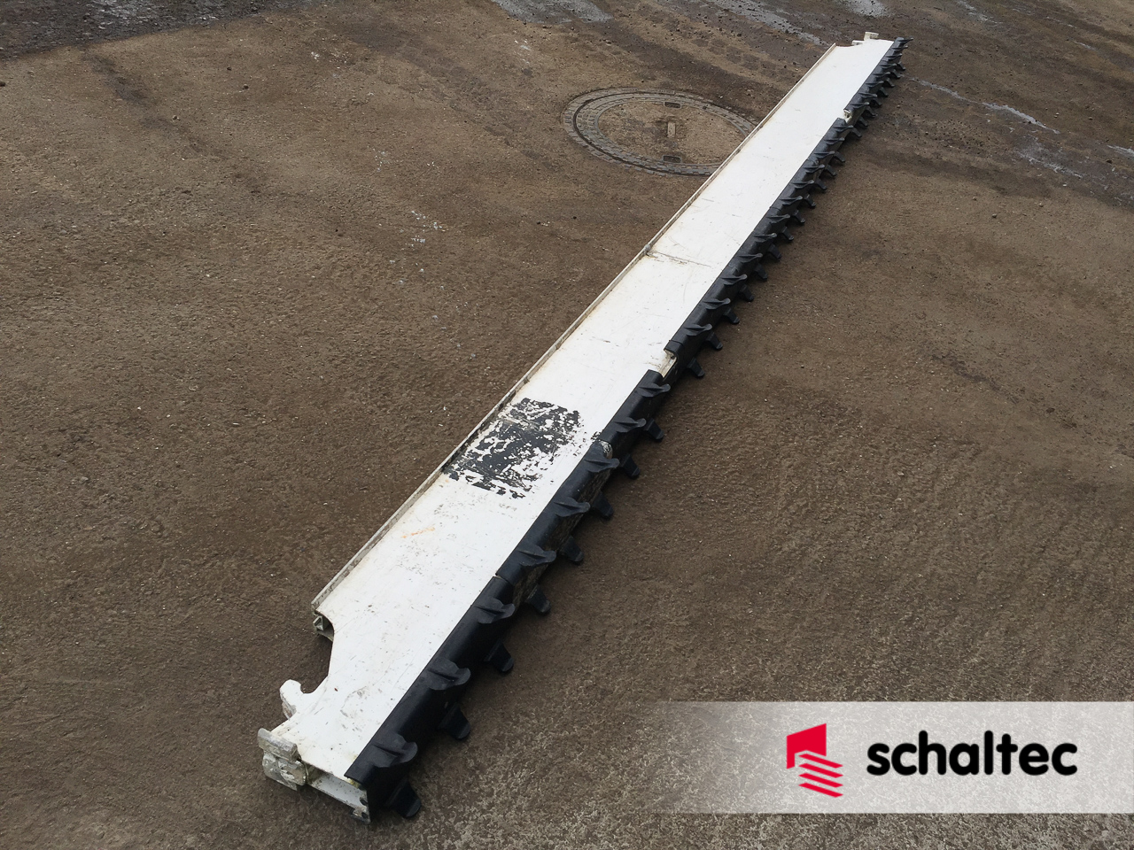 PERI Längsträger SLT 375 used | medium quality