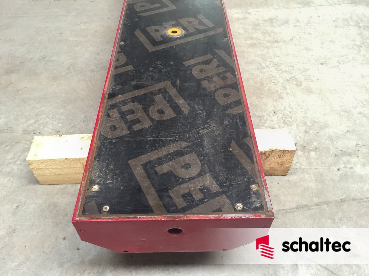 PERI MAXIMO MX15 30x240 Gebrauchtschalung | Standard-Qualität